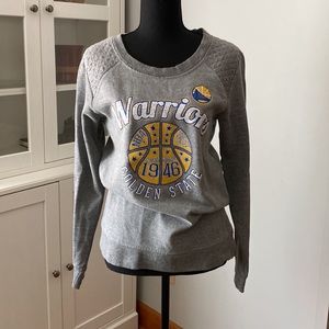 Golden State Warriors Slim Fit Sweatshirt
Size: Medium